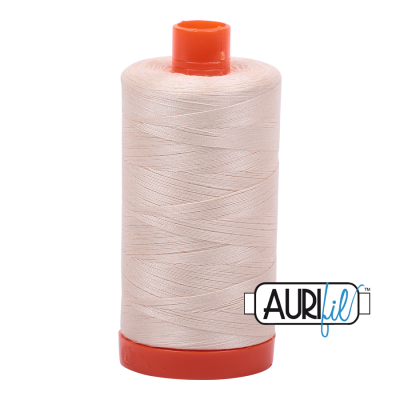 Filo 50wt/2ply di Aurifil 2311